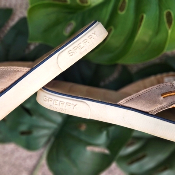 Sperry flip flops - Picture 3 of 7